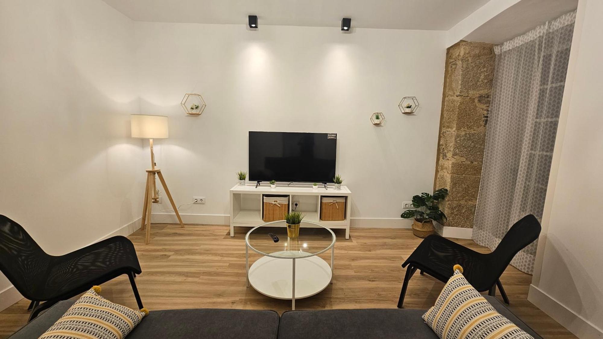 Apartamentos En El Centro - Plaza De Amboage - Wifi Ферол Екстериор снимка