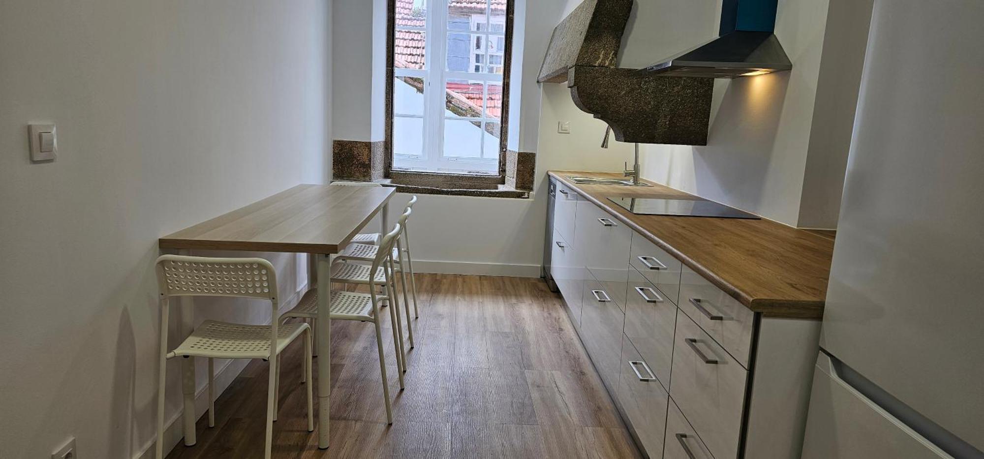 Apartamentos En El Centro - Plaza De Amboage - Wifi Ферол Екстериор снимка