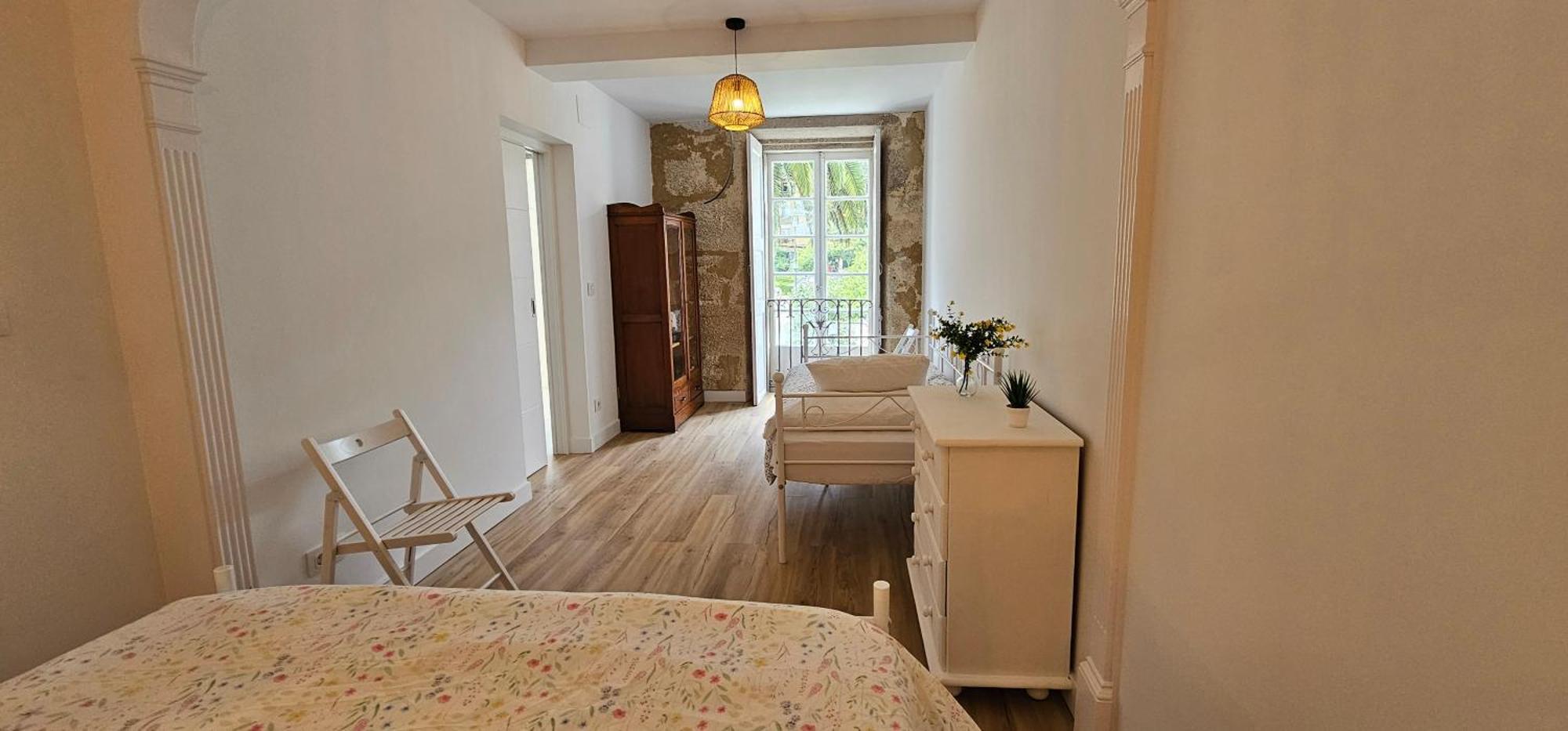 Apartamentos En El Centro - Plaza De Amboage - Wifi Ферол Екстериор снимка